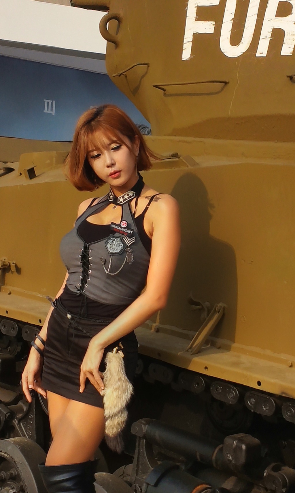 韩国顶级Showgirl许允美 釜山坦克世界 1